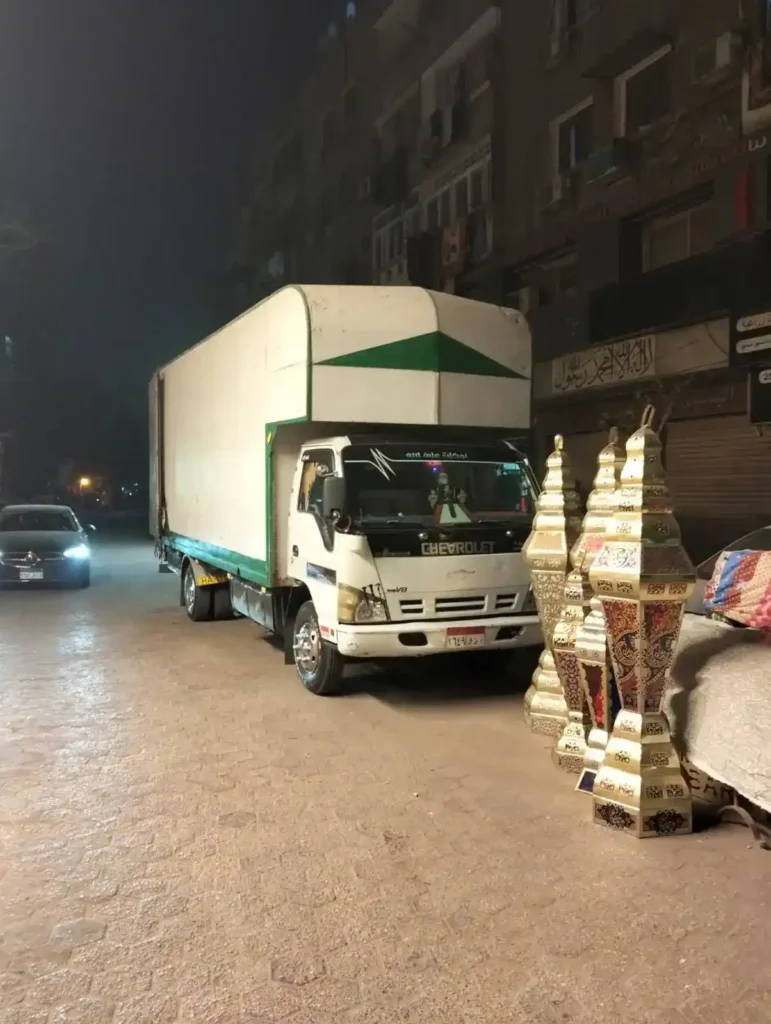 سيارة مجهزة لنقل الاثاث بالشيخ زايد